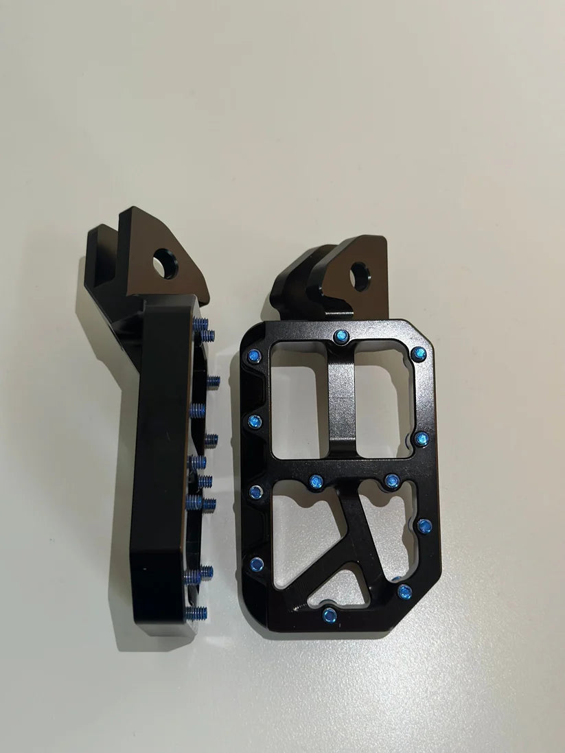 Foot Pegs