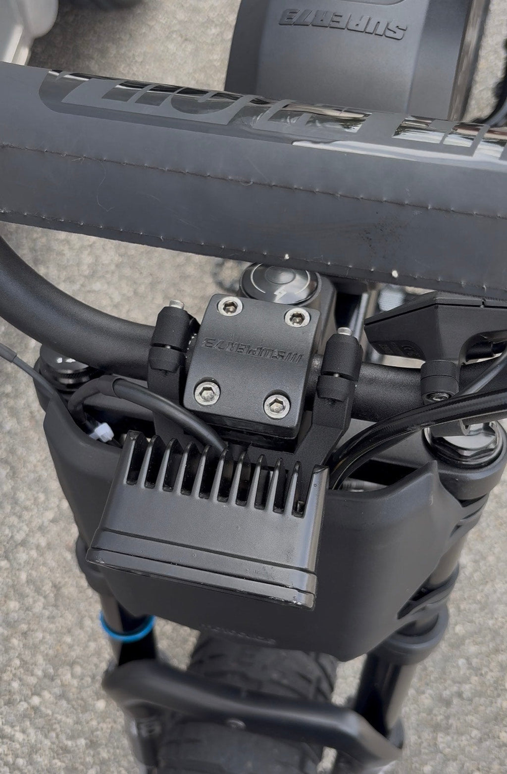 Wide style light mount (7/8 bars) (SC)